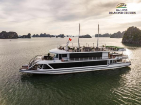Halong Diamond Cruises